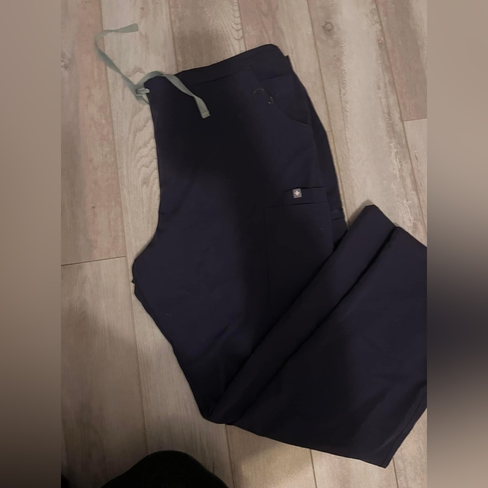 Figs size XL